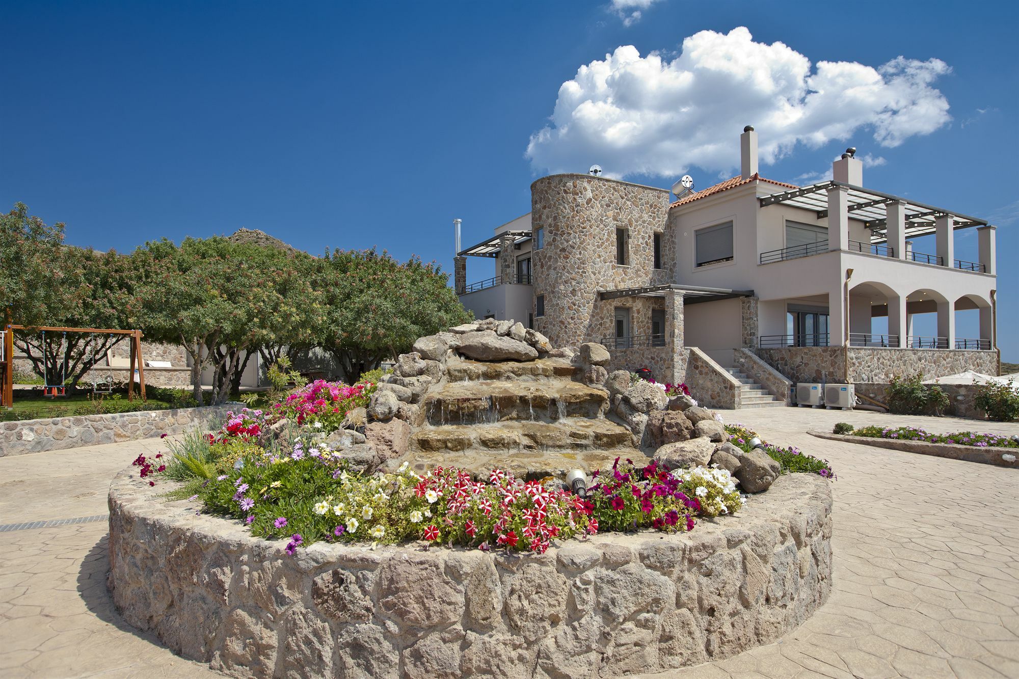 Aegina Marini Luxury Apartments And Suites מראה חיצוני תמונה